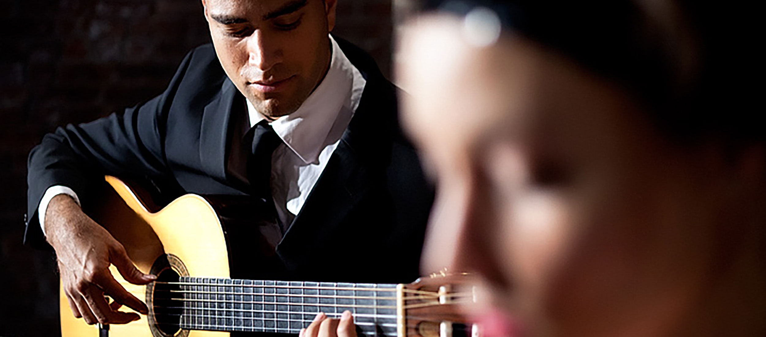 Élan Artists // Guitar Duo